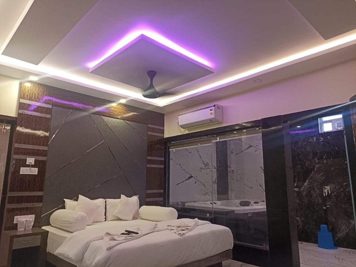 Swarnabhoomi Beach Resort 만다르모니 외부 사진